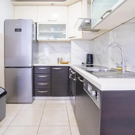 Apartman Diana Znjan Split