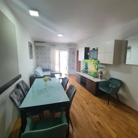 Apartment Diana Znjan