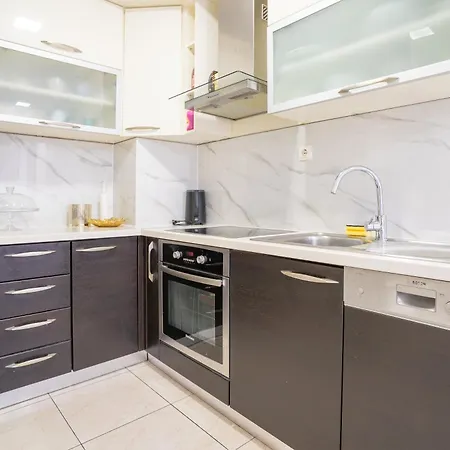 Appartement Diana Znjan *