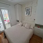 Apartment Diana Znjan *