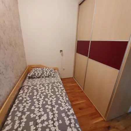 Апартаменти Diana Znjan Спліт